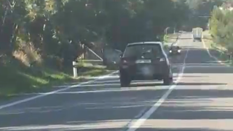 Děsivá jízda seniora v protisměru: Zasáhnout museli svědkové, záběry ukazují obrovský risk