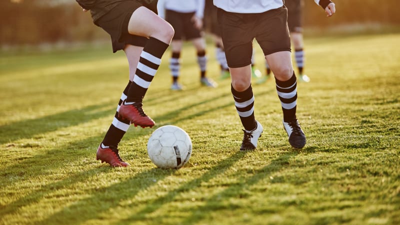 Při autonehodě zahynul nadějný fotbalista londýnského klubu. Bylo mu pouhých 18 let