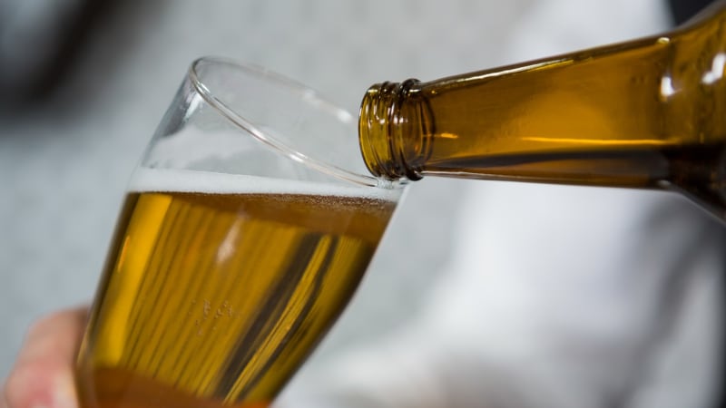 Pozor na závadné pivo z českých obchodů. Inspektoři varují před dvěma výrobky