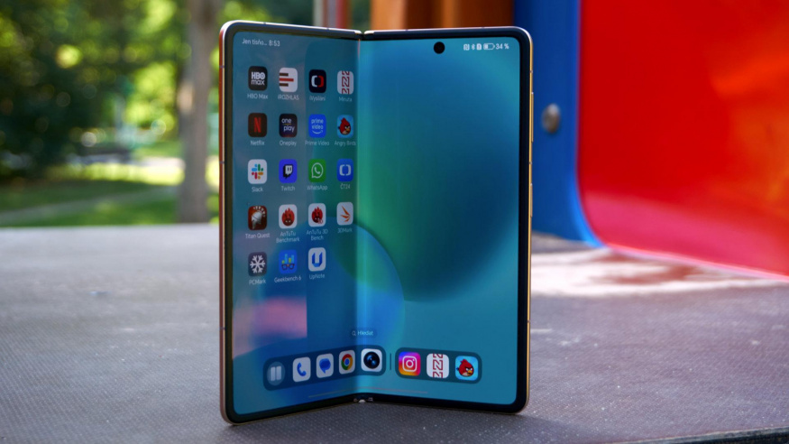 Recenze Honor Magic V5: nabušená výbava v ultratenkém těle