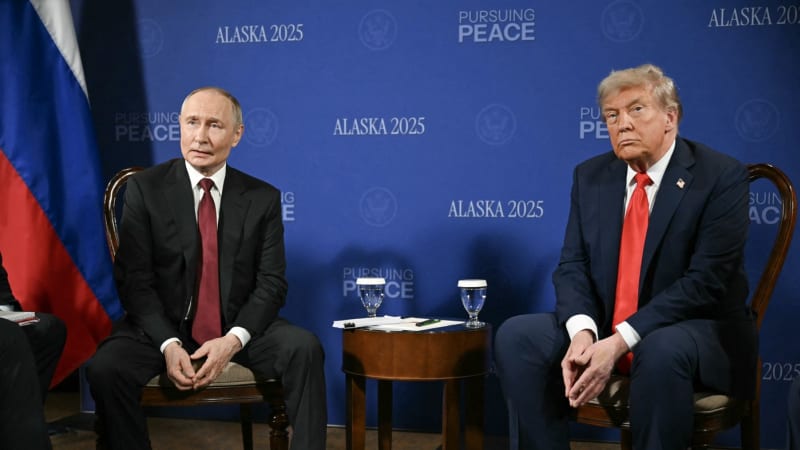 S Putinem jsme měli vždy fantastické vztahy, řekl Trump po jednání. Obdržel pozvání do Moskvy