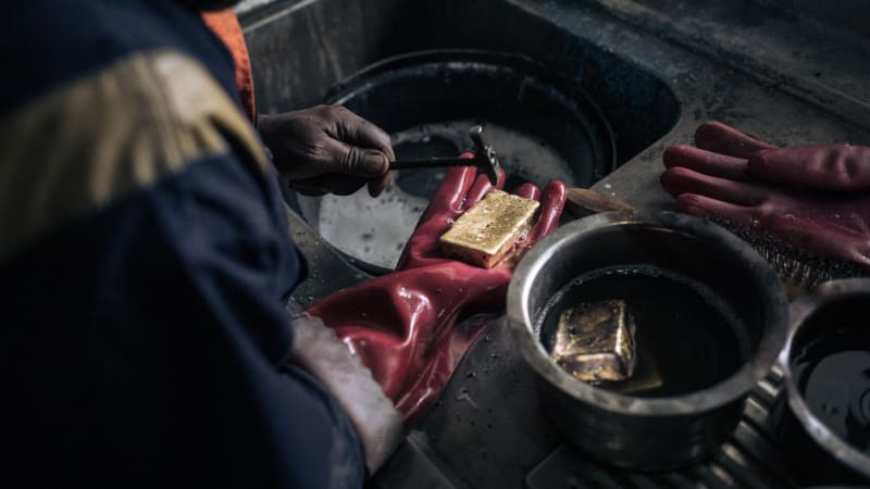 Objevila teď Uganda obrovské naleziště zlata? Internet napálil roky starý mýtus