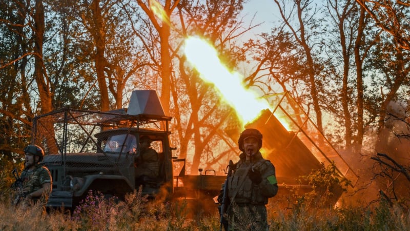 Masivní útok Rusů: Ukrajinu bombardovali Kinžaly i Kalibry. Do vzduchu musely i polské stíhačky