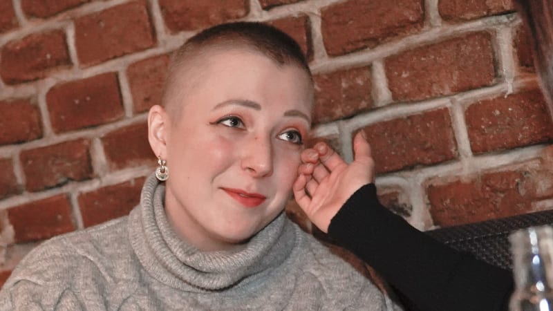 Místo posledního odpočinku Slováčkové je skoro hotové, řekl otec. Čeká se na kámen z Itálie