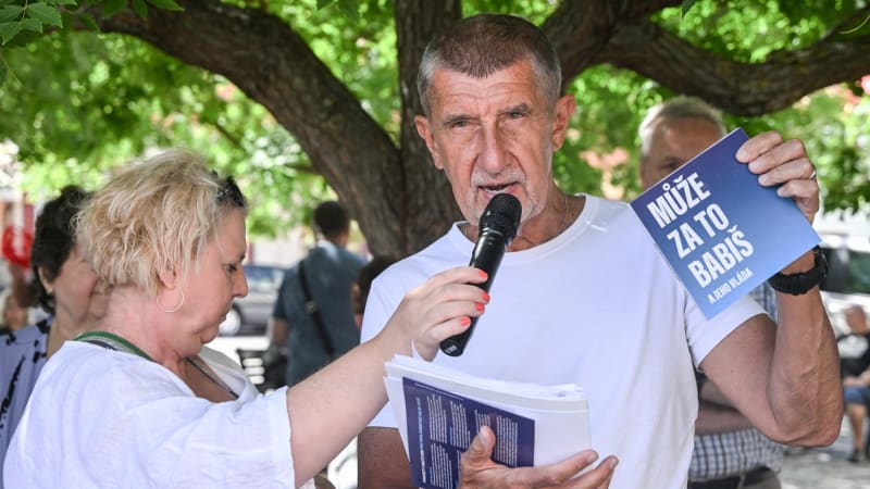 Exkluzivní model: Náskok ANO i viditelný propad SPD. Motoristé jsou hluboko pod pěti procenty