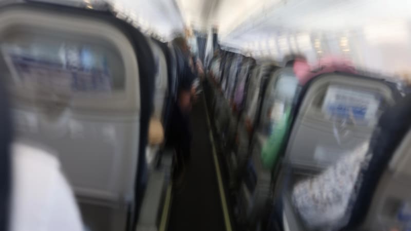 Panika v letadle do Itálie: Zasáhly ho silné turbulence. Lidé křičeli hrůzou, dokládá video