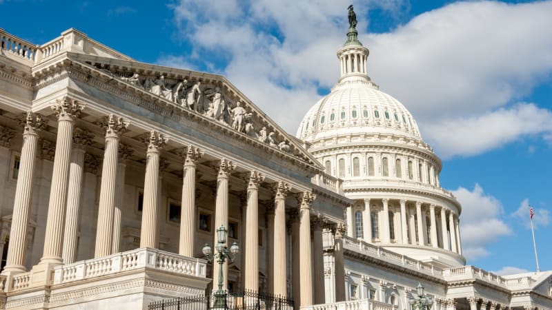 Trump chce udělat veřejné úřady „opět krásné“. Má podobný vkus jako diktátoři, říká expertka