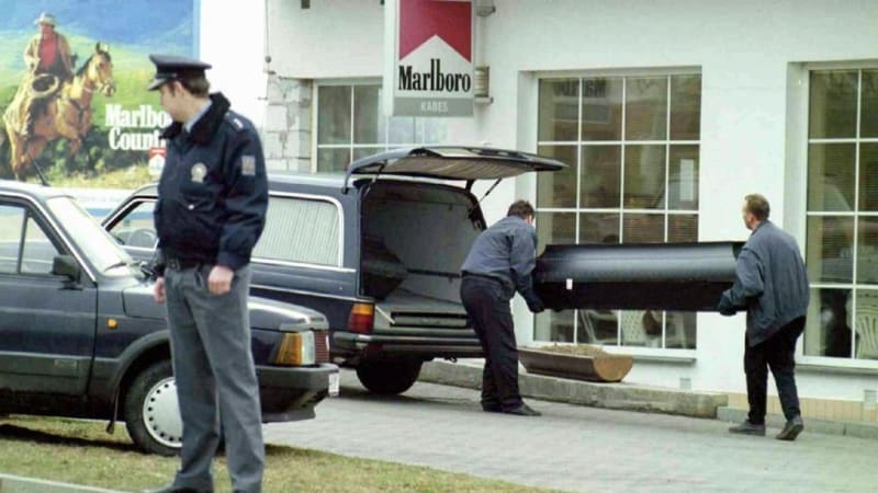 Vražda během oslav Nagana. Dva lidé zemřeli na benzince, pachatel už nebude nikdy potrestán