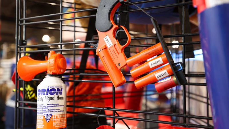 Sousedský spor penzistů v USA vygradoval: Seniorka muže sestřelila světlicí