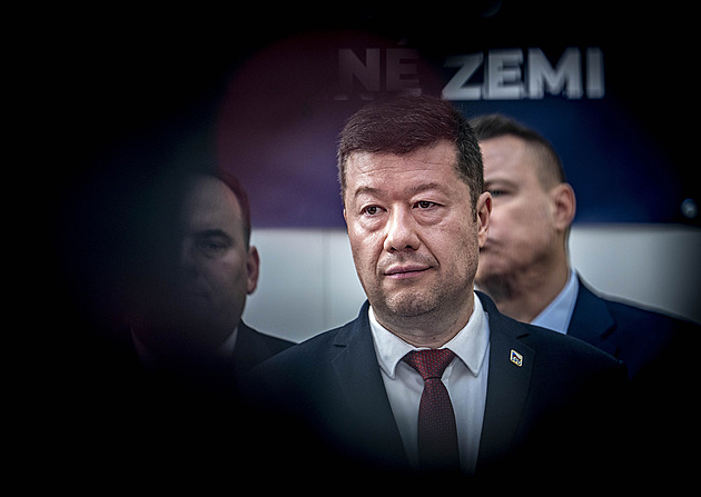 Rozhádaný slepenec. Uvnitř malých stran na kandidátce SPD klíčí nespokojenost