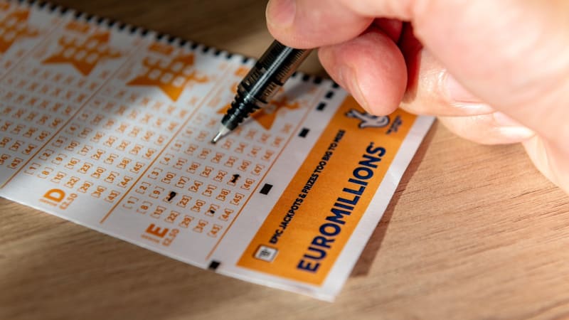 Na Čecha se v Británii usmálo štěstí: V loterii vyhrál hlavní cenu. Už ví, jak peníze utratí