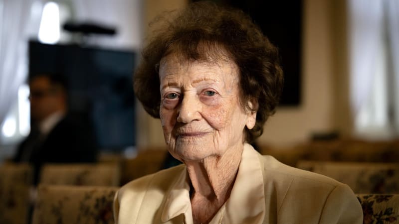 Zemřela Dita Krausová. „Osvětimská knihovnice“ překonala čtyři koncentrační tábory