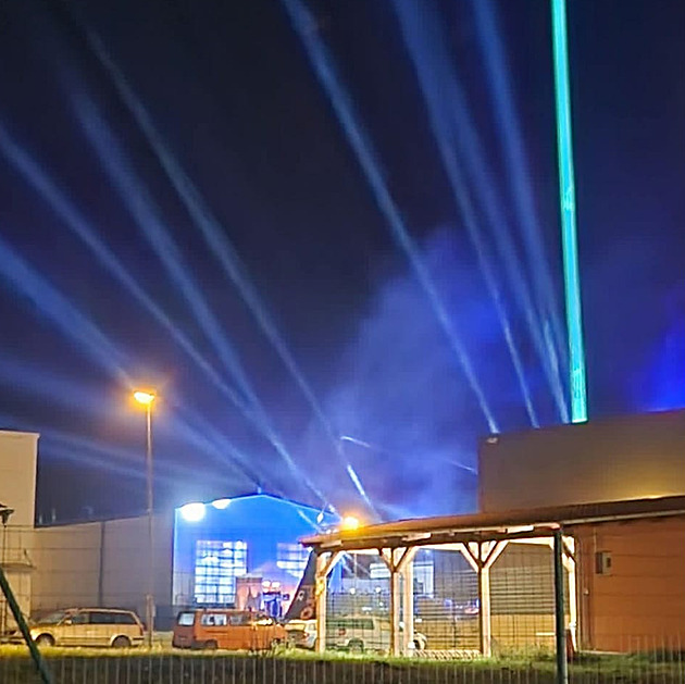 Zářivý paprsek mobilizoval lovce bouřek, v Hněvotíně ale pouze koncertoval Voxel