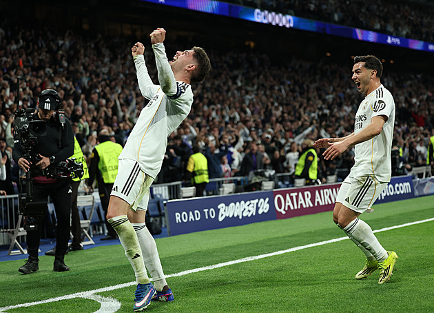 ONLINE: Valverde dal v prvním poločase hattrick City, PSG vede nad Chelsea