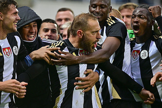 Skalák otevřeně o Dynamu: Trenér nechtěl být loutka. Nechápu, proč to majitelka drží