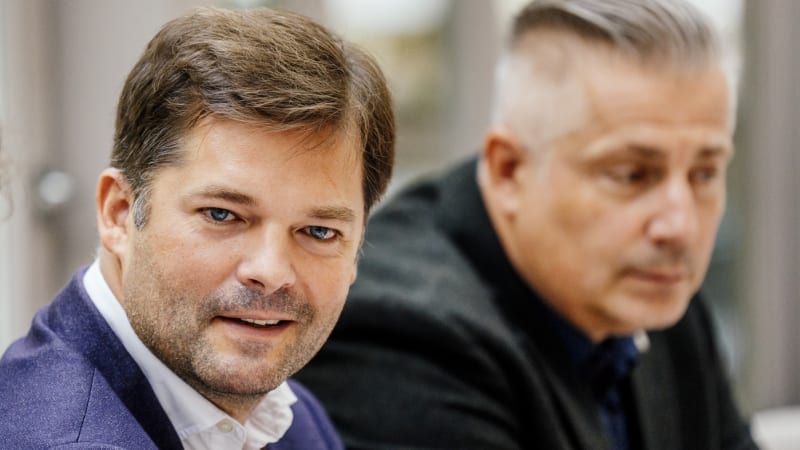 SOCDEM se spojuje s KSČM, SPD i Rajchlovým PRO. Kolegové vědí, co dělají, říká předseda