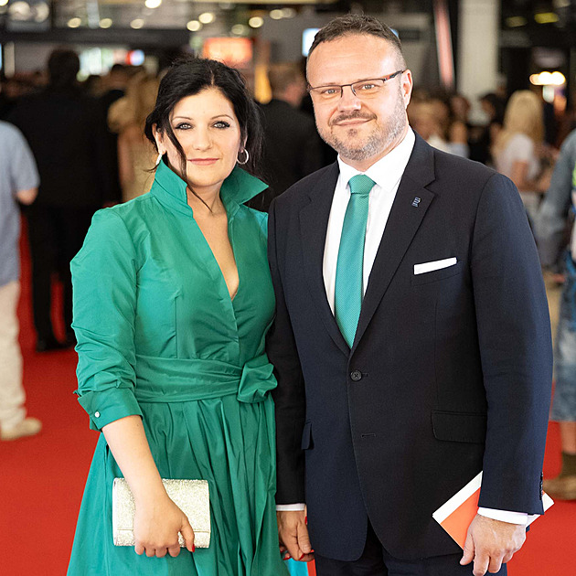 Šéf Českého rozhlasu Zavoral randí s dcerou bývalé ministryně zdravotnictví
