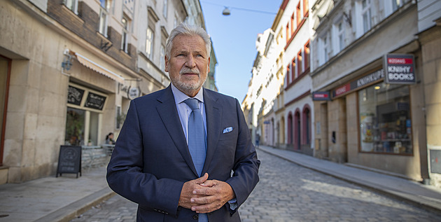 Česko-polské vztahy jsou velmi dobré, říká bývalý polský prezident. Radí, co dělat dál