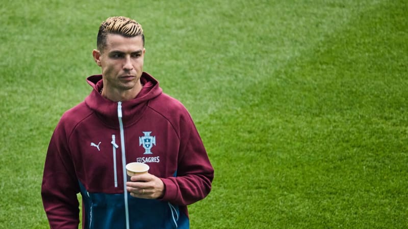 Ronaldo den před zápasem opustil reprezentaci. Neunesl pozici náhradníka