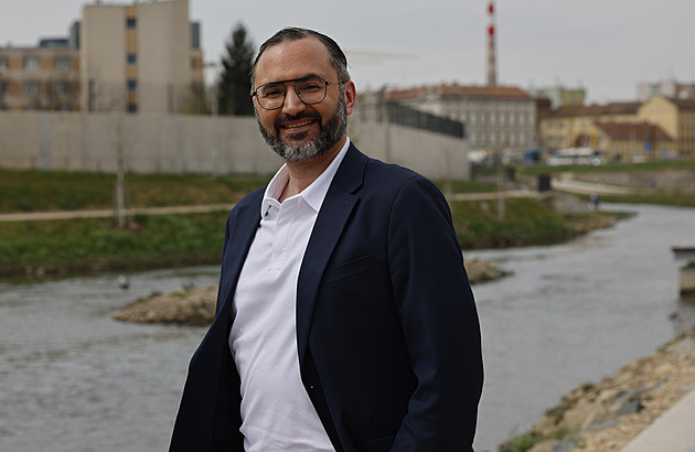 Komunikace města je nedostatečná, je přesvědčený lídr lidovců a STAN Hruška