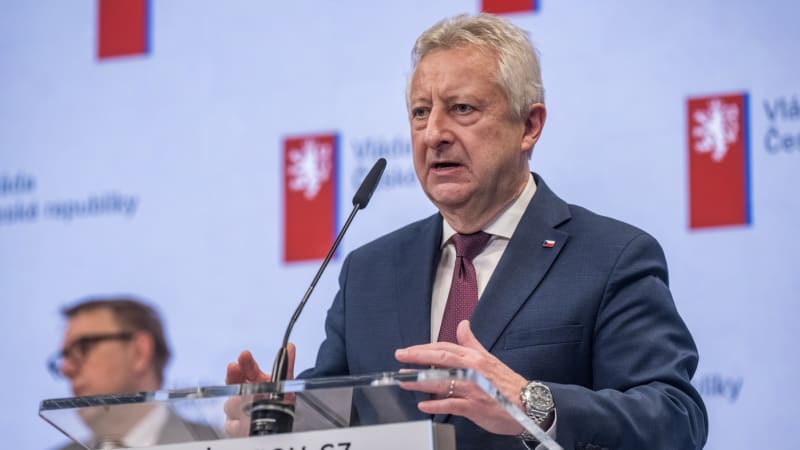 Čeští vojáci nedostanou obrněnce. Ministerstvo obrany zrušilo zakázku za desítky miliard korun