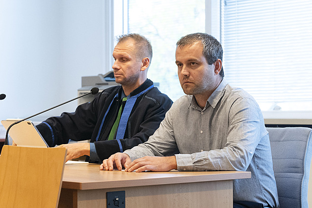 Porušil jsem předpisy, připustil svářeč obžalovaný ze zapálení střechy školy