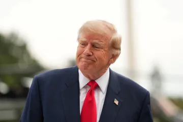 Urovnal jsem osm válek a nemám Nobelovu cenu, stěžuje si Trump