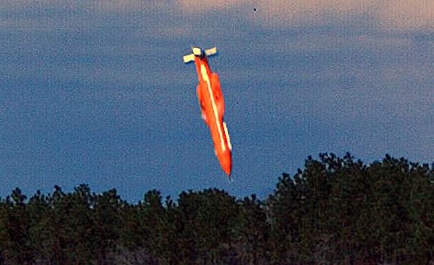 Ohňostroj pro Trumpa. USA zvažují ukončit boj proti Íránu „matkou všech bomb“