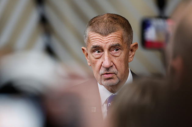 „Nikdo o tom nemluví, jen vy.“ Babiš v Bruselu odmítl, že je ve střetu zájmů